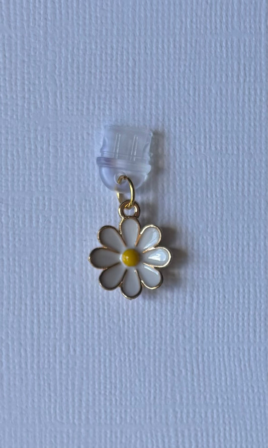 White Daisy Kindle/iPad Charm Type-C